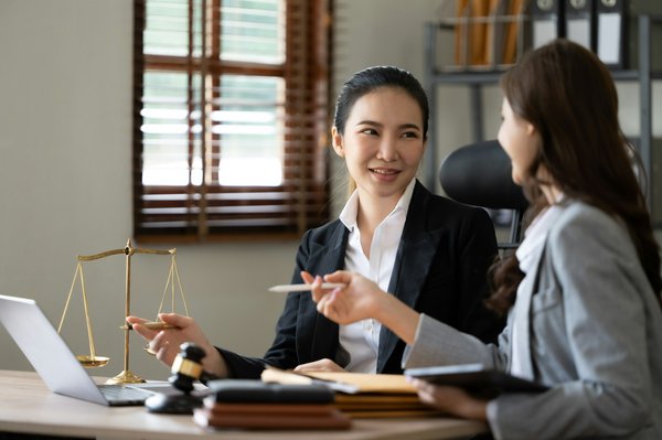 Consulter un cabinet d'avocats pour tout problème juridique